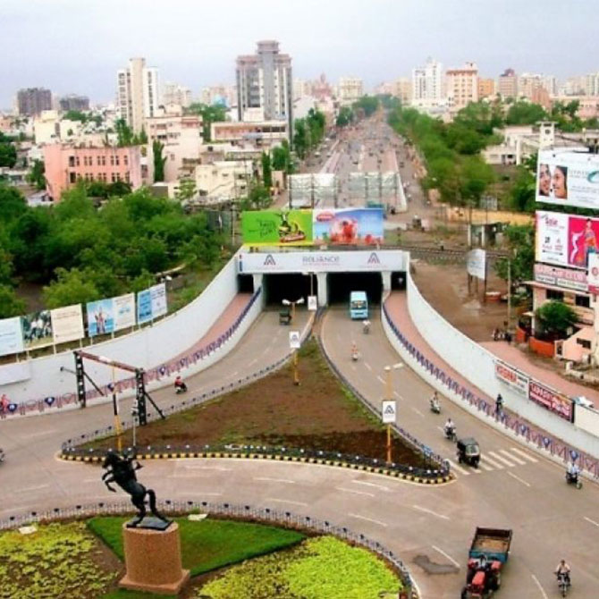 Daksh Rajkot Hotel